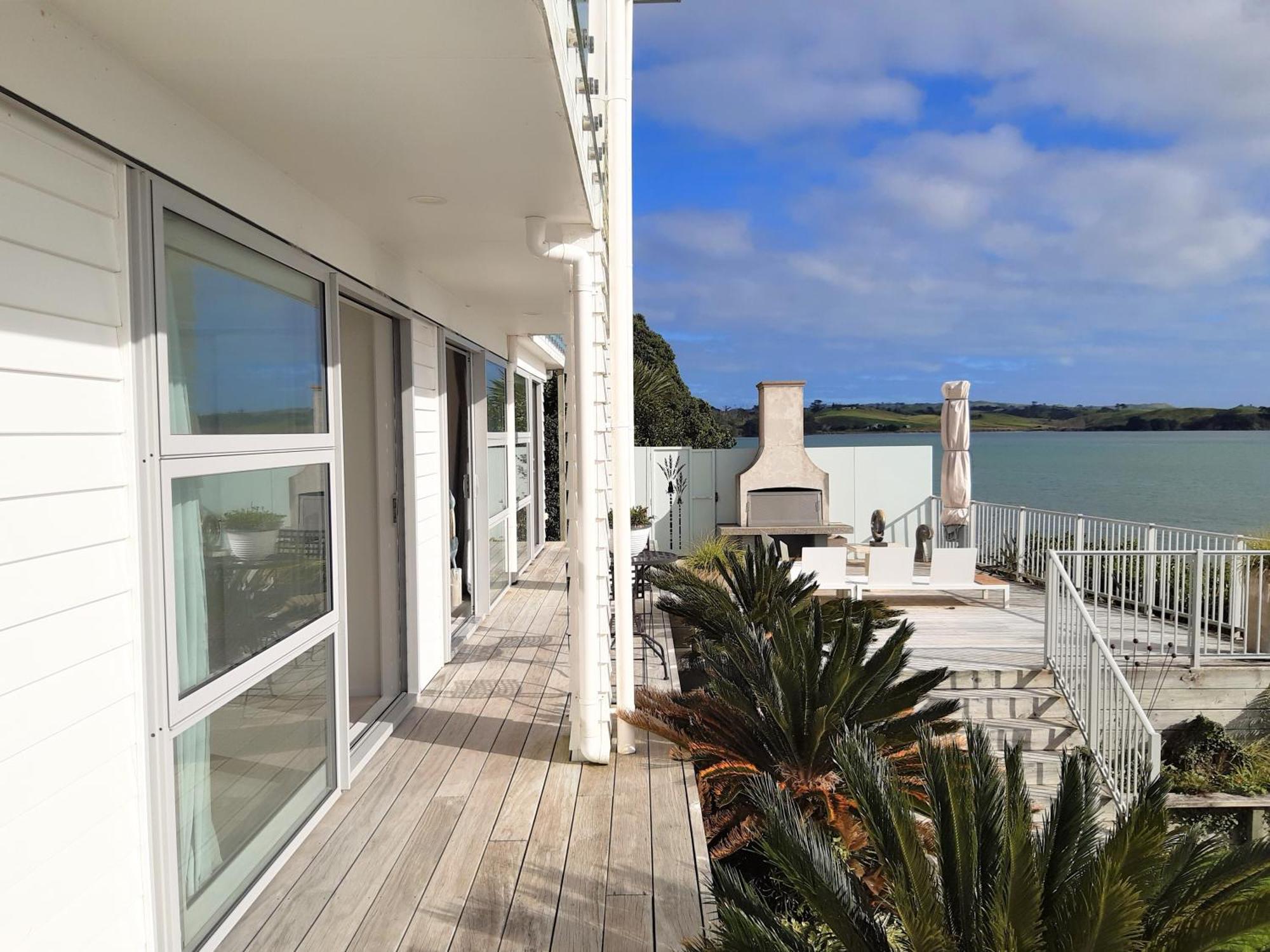 Once Upon A Tide Villa Auckland Exterior photo
